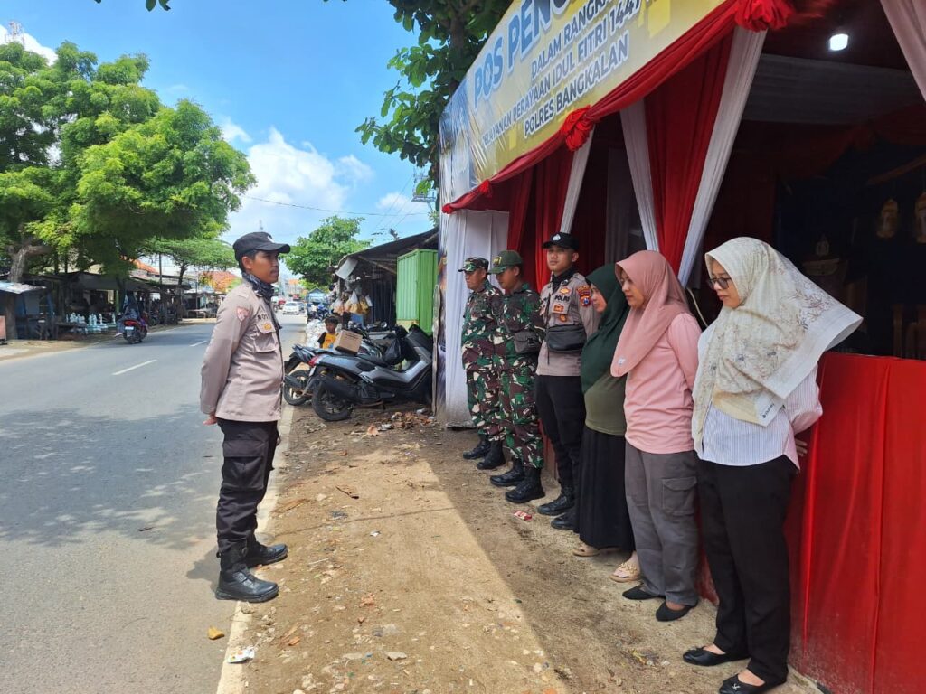 Sinergitas TNI-Polri Amankan Pos Pam Idul Fitri di Tanjung Bumi, Arus Lalu Lintas Lancar