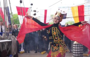 Perkuat Diplomasi Maritim Indonesia, Tarian Nusantara Memukau Tamu Deck Reception KRI Bima Suci di Rusia