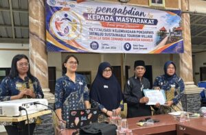 FISIP UHT Revitalisasi Pokdarwis Desa Gisik Cemandi Melalui Forum NGOBRAS